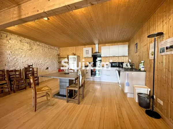 Maison 5 pièces 160 m²