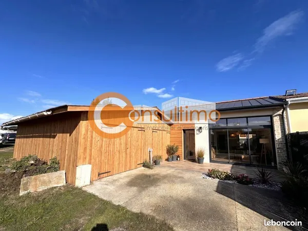 Maison 93 m² AMBARÈS-ET-LAGRAVE