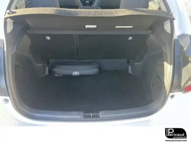 Toyota Yaris 70 vvt-i — photo 9
