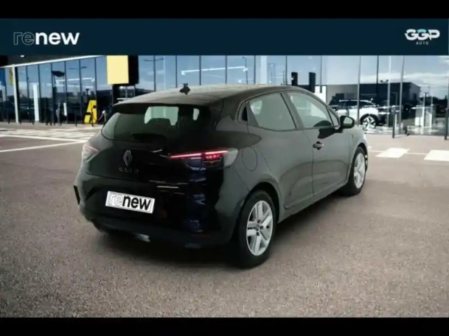 Renault Clio 1.5 blue dci 100ch evolution - 24 — photo 2