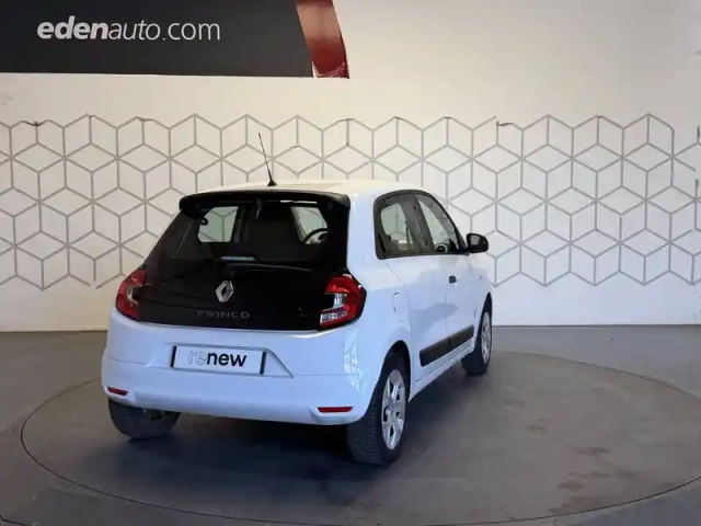 Renault Twingo iii e-tech — photo 13