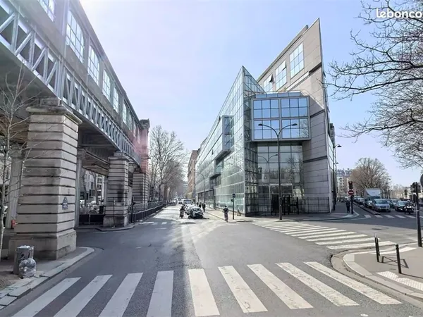 Boutique 189 m² PARIS