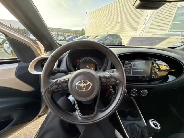 Toyota Aygo 1.0 vvt-i 72 design — photo 10