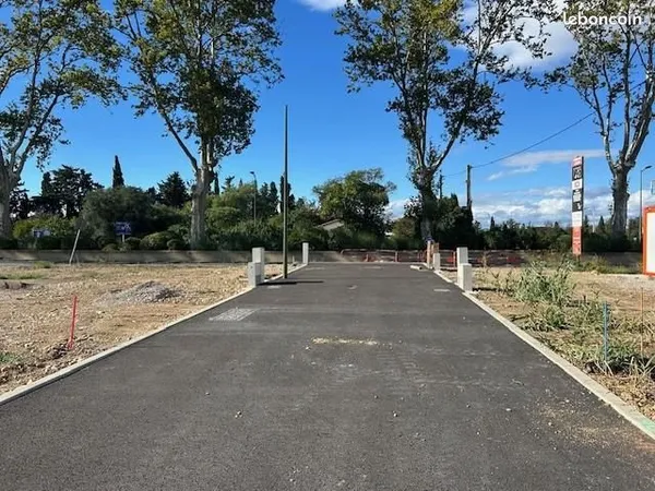 Terrain 311 m² Thuir
