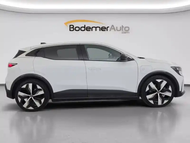 Renault Megane e-tech ev60 220 ch optimum charge — photo 52