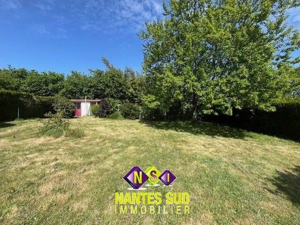 Terrain constructible 468 m²