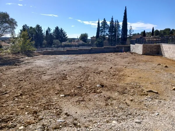 Terrain 1500 m²