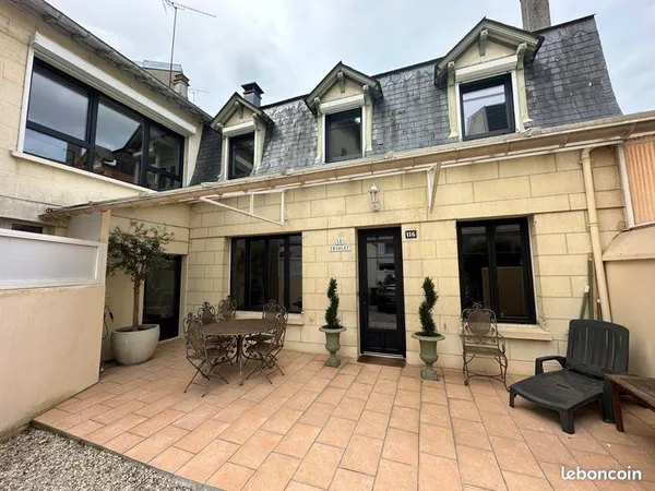 Deauville plein centre location maison meublée avec jardin