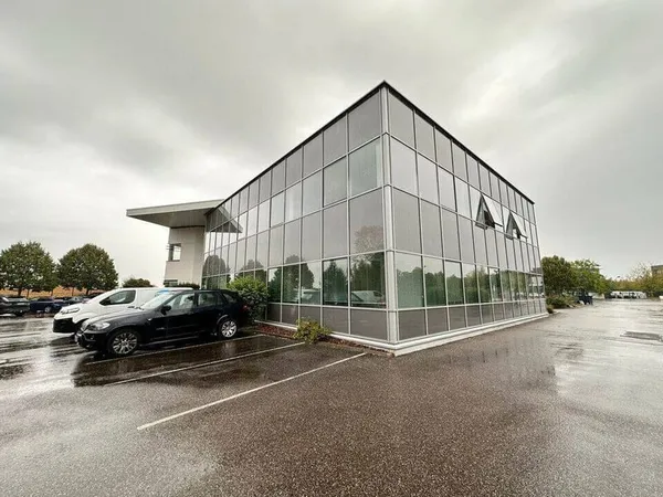 Bureaux 105 m²
