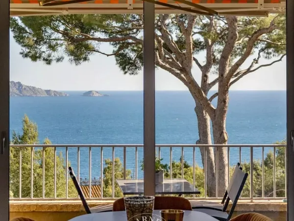 Marseille 7ème Roucas Blanc - Résidence Les Alpilles - Domaine privé - Appartement d'Exception Vue M