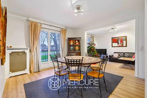Appartement 5 pièces 111 m²