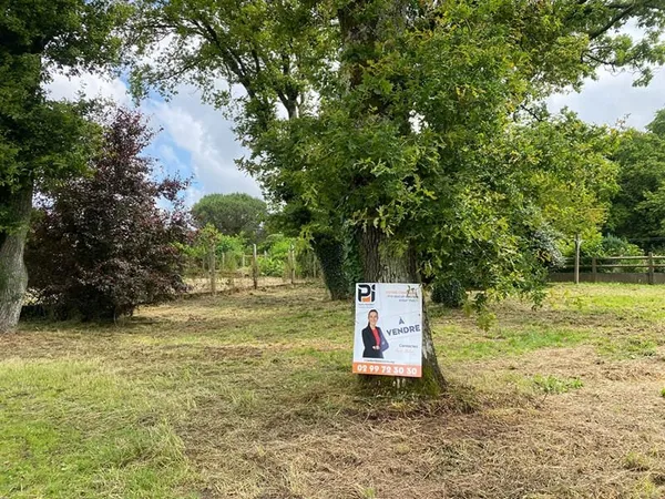Terrain à vendre Sainte Marie 930 m2