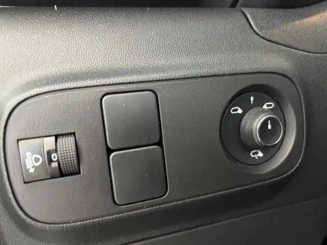 Citroën C3 puretech 82ch graphic — photo 13