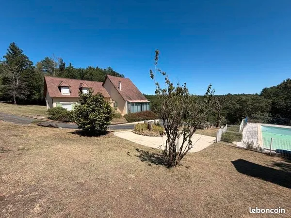 Maison 6 pièces 144 m²