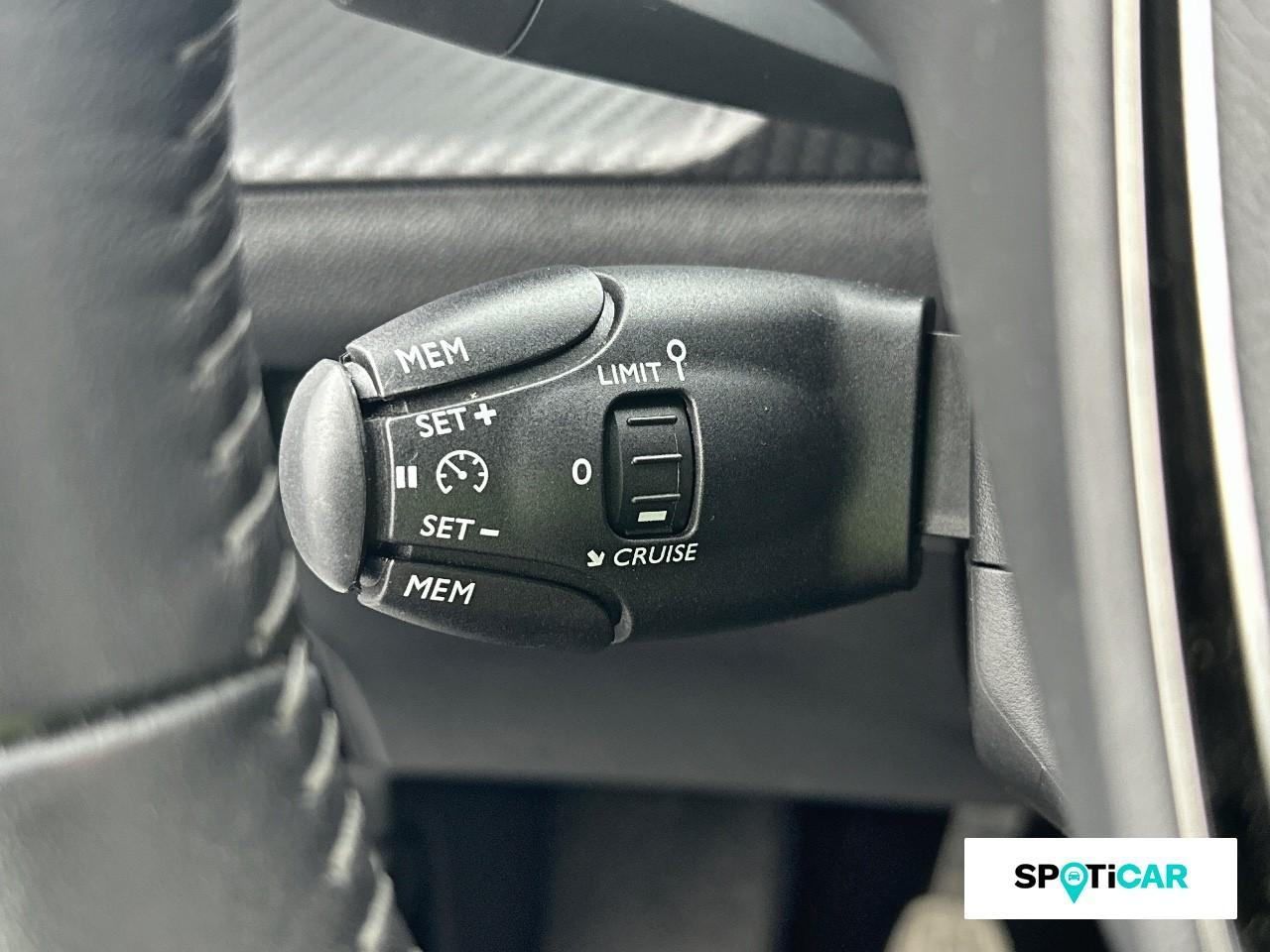 Peugeot 208 1.2 puretech 75ch s&s active — photo 18