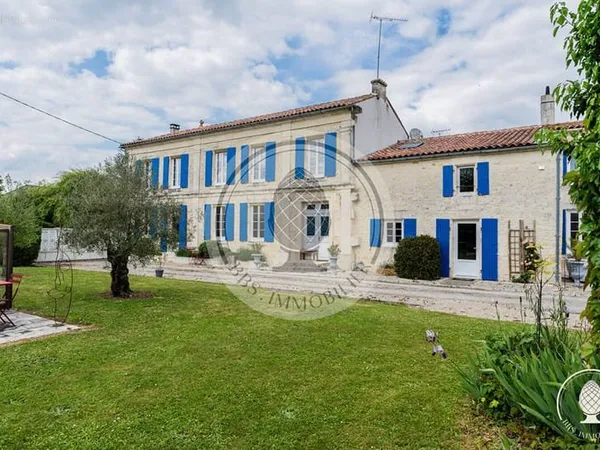 À vendre - Maison à Vouhé - Référence NB387