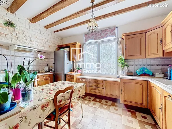 Maison 9 pièces 220 m²