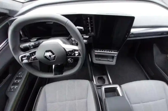 Renault Scenic e-tech électrique 220 ch grande autonomie — photo 17
