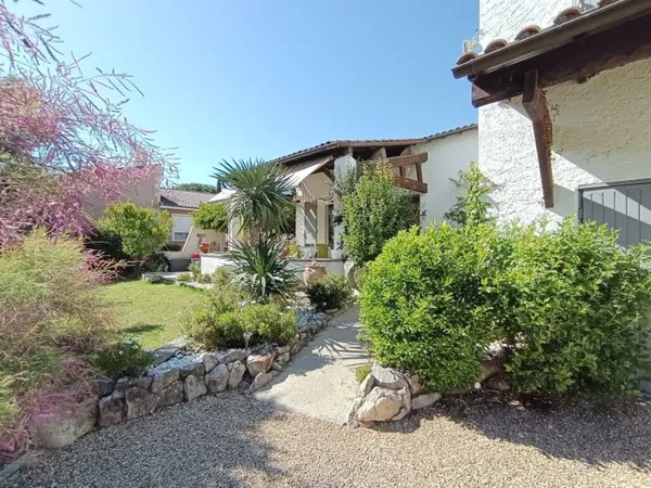Maison Vente Beaucaire 5p 116m² 322000€