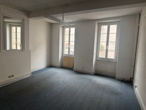Bien immobilier de rendement Vente Blaye   108600€