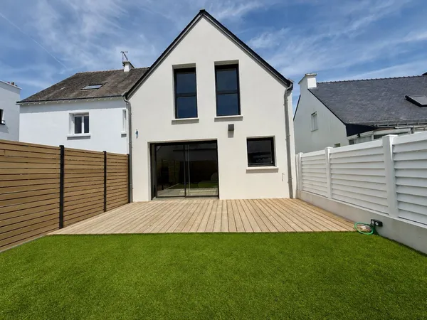Maison Neuve au centre de Ploemeur