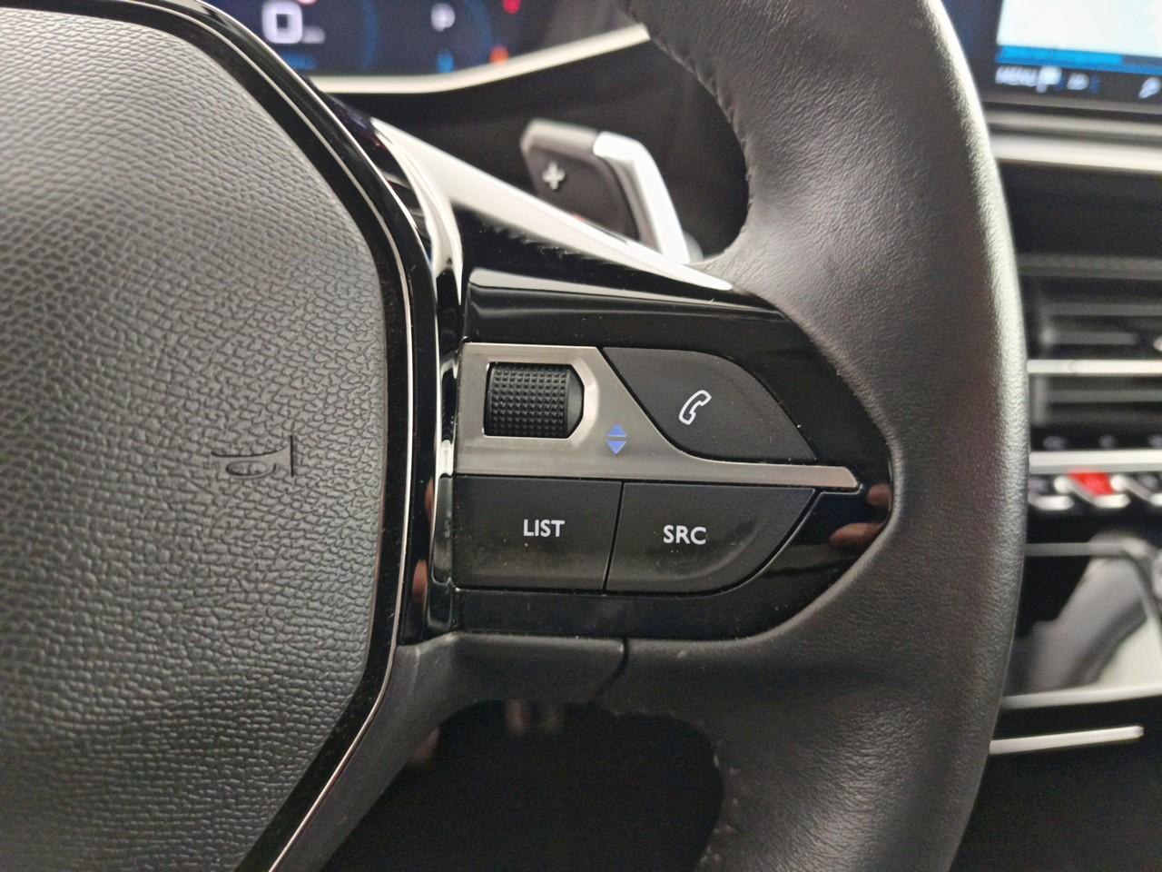 Peugeot 2008 puretech 130 s&s eat8 roadtrip — photo 16