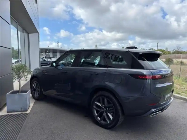 Land Rover Range Rover p460e awd 3.0l i6 phev — photo 15