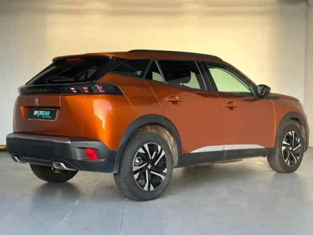 Peugeot 2008 1.2 puretech 130ch s&amp;s roadtrip eat8 — photo 3