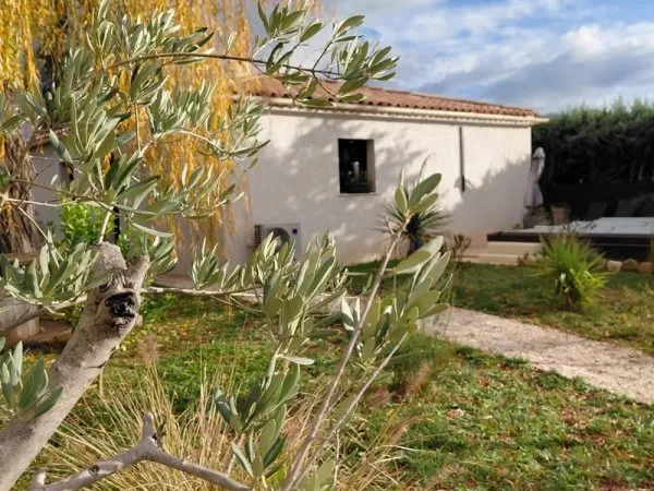 POURRIERES MAISON TRES RECENTE