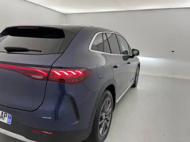 Mercedes Eqe suv 350+ — photo 99