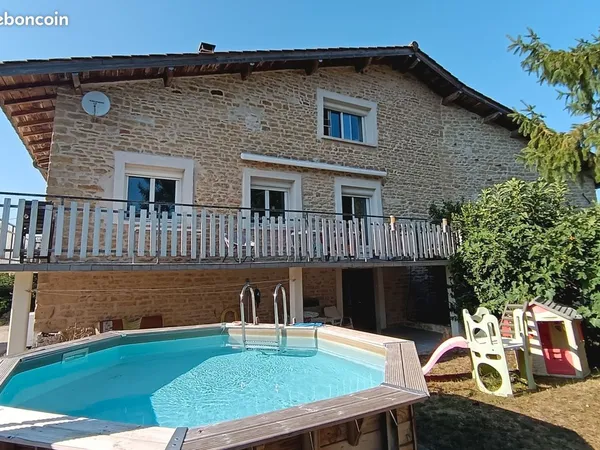 Maison en pierre rénovée 160 m² - 4 chambres