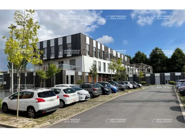Bureaux 2449 m²