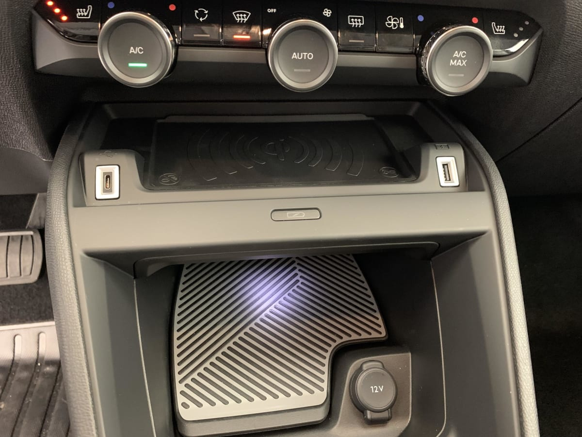 Citroën C4 — photo 22