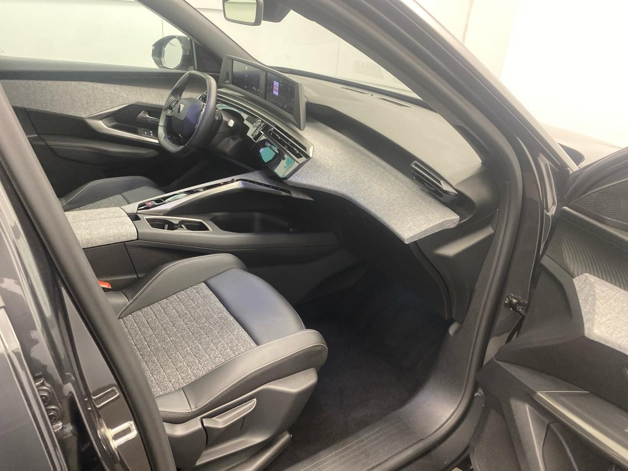 Peugeot 3008 hybrid 145 e-dcs6 allure — photo 25