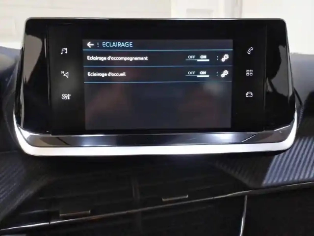 Peugeot 208 puretech 75 s&amp;s bvm5 — photo 23