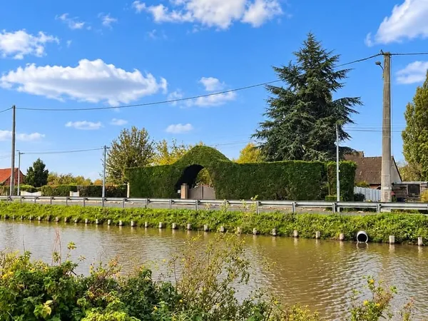 Terrain 400 m²