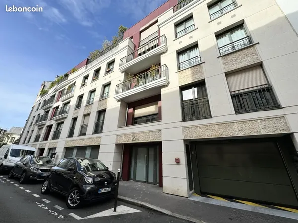 Bureau 159 m²