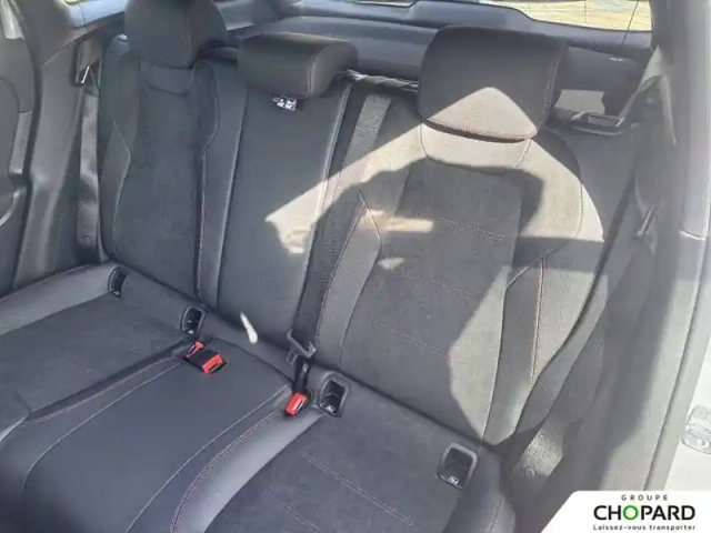 Mercedes Gla 180 d 8g-dct — photo 23