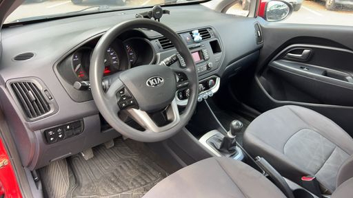 Kia Rio 1.2 85 - Active – 2013 – 139806 km – Essence – Boîte Manuelle — photo 25