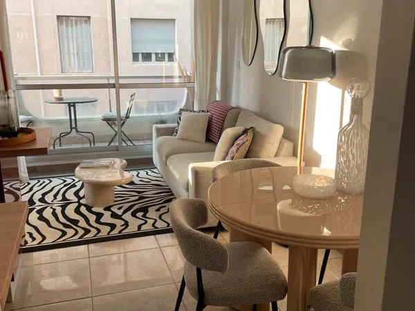 À vendre - T2 avec balcon - quartier Prado