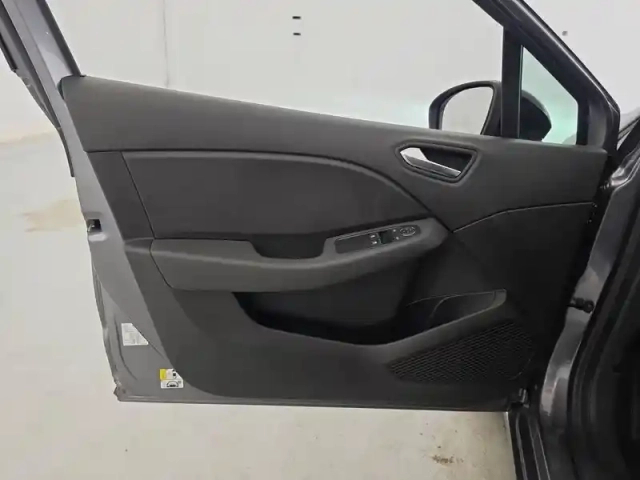 Renault Clio tce 90 — photo 44