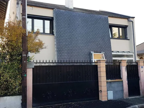 Maison 6 pièces 220 m²