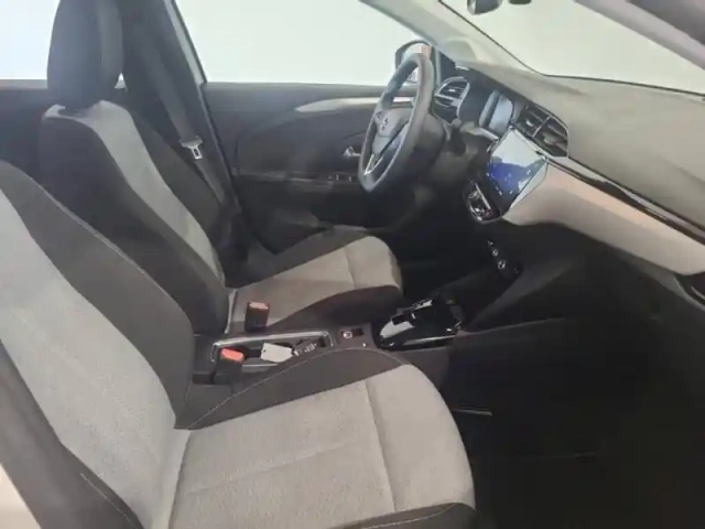Opel Corsa electric 136ch — photo 10
