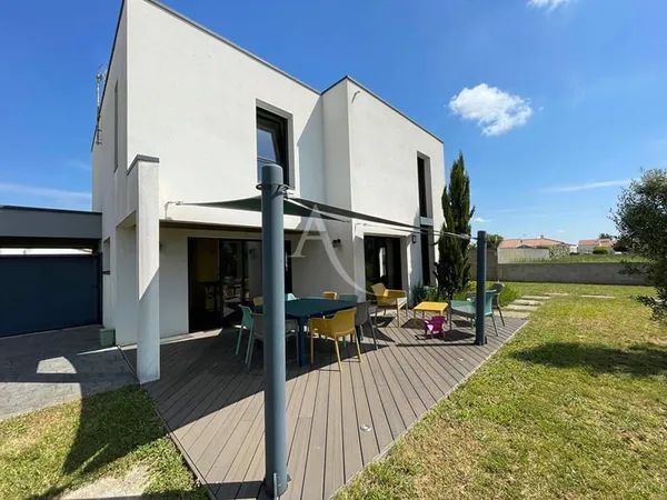 Maison 5 pièces 115 m²