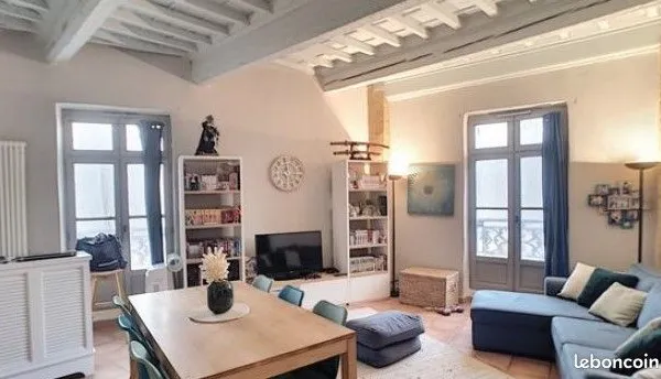 Appartement T3 de 79m2 pour bel investissement au coeur de Béziers