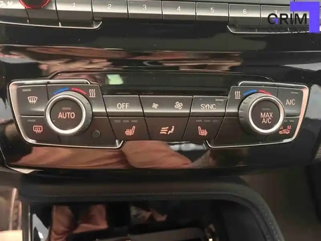 Bmw X2 sdrive 16d 116 ch bvm6 — photo 9