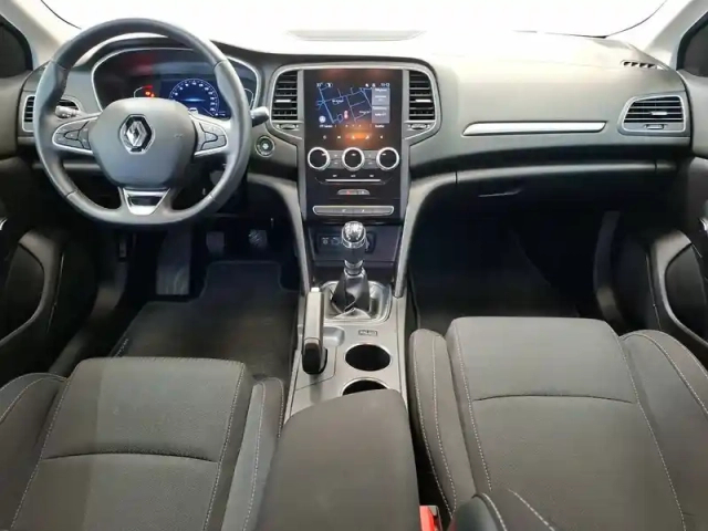 Renault Megane mégane iv berline blue dci 115 — photo 10