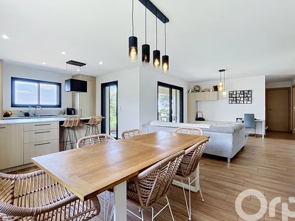Maison 4 pièces 150 m²