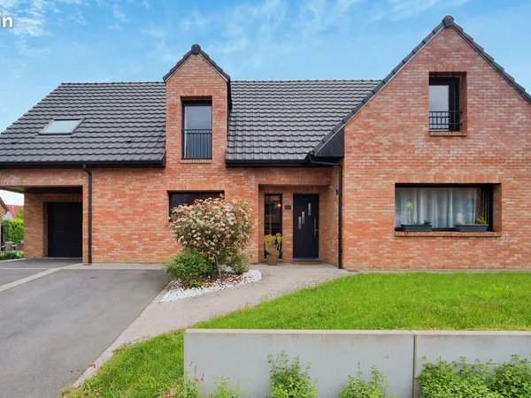Maison 6 pièces 209 m²