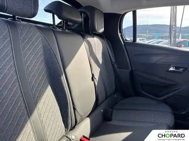 Peugeot 208 hybrid 100 e-dcs6 — photo 20